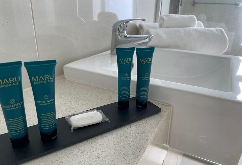 Signature Waterfront Apartments