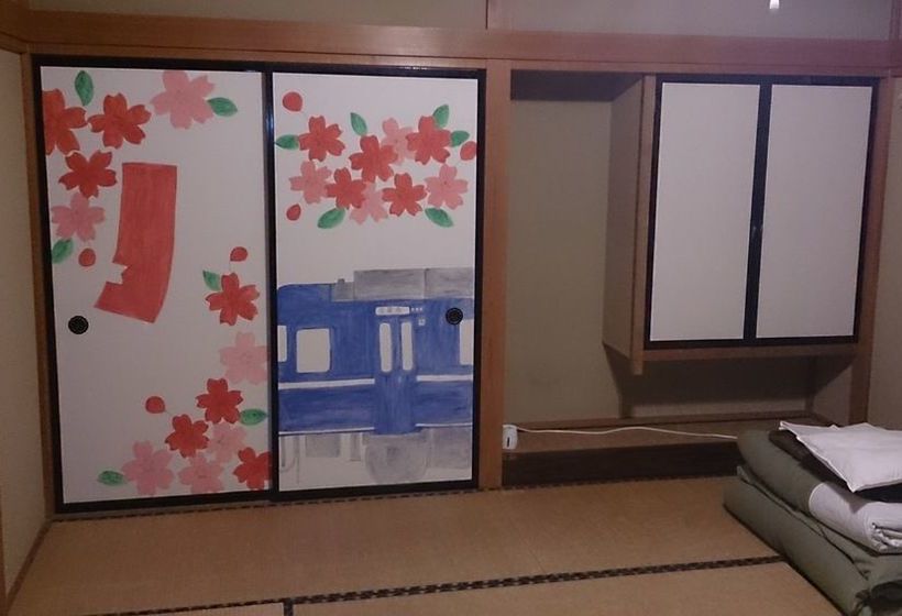 Teishaba Guesthouse & Cafe Hostel