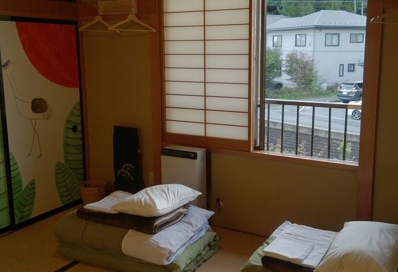 Teishaba Guesthouse & Cafe Hostel