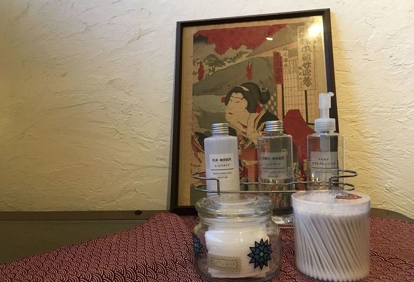 Teishaba Guesthouse & Cafe Hostel