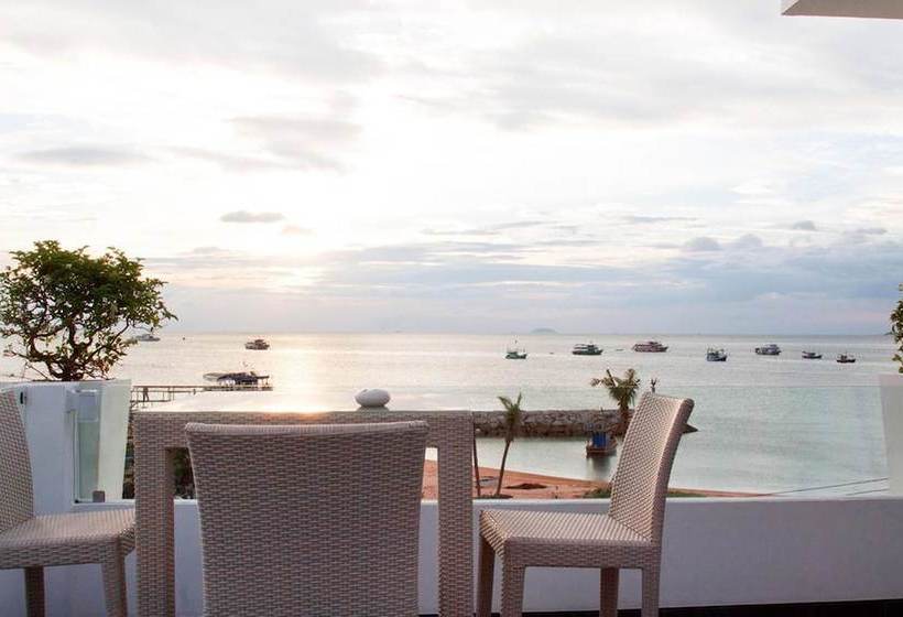 Villa 7th Heaven Beach Front