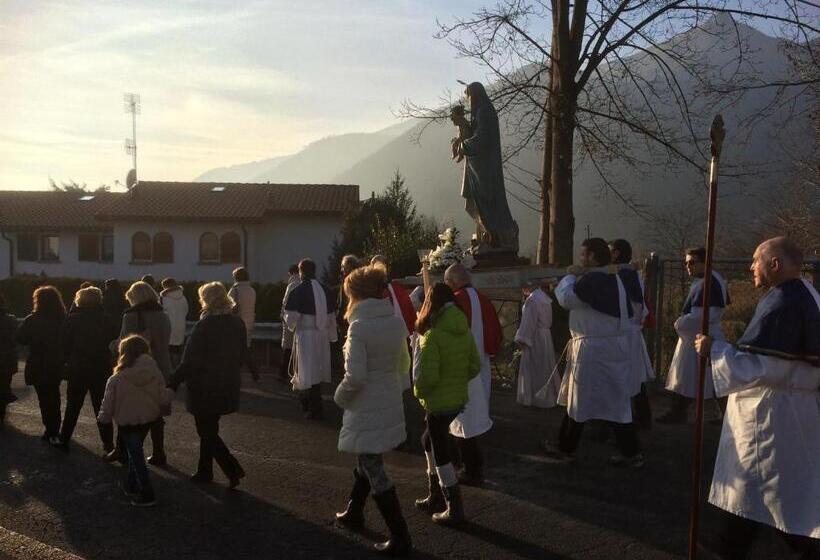 צימר Casa Leone   Apartements Im Alto Malcantone