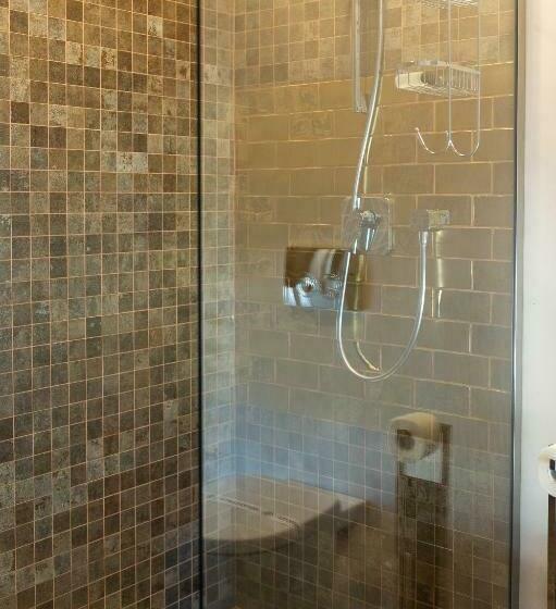 פנסיון Atlantic Boutique