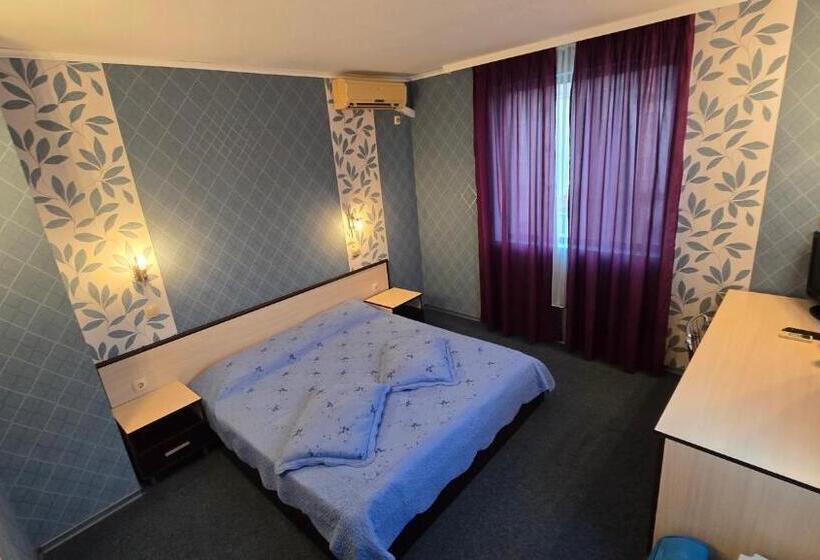 بنسيون Excelsior Family