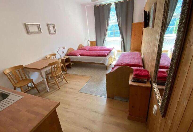 Пансион Penzion Kaskáda Solenice