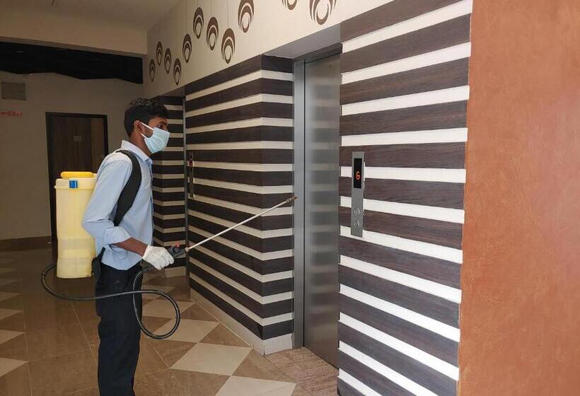 Отель Downtown Business