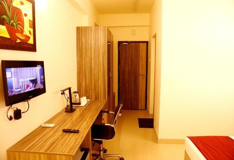 Отель Downtown Business