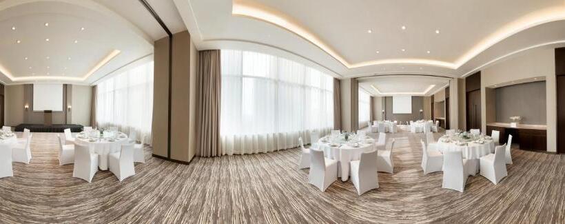 Отель Hyatt Place Shanghai New Hongqiao