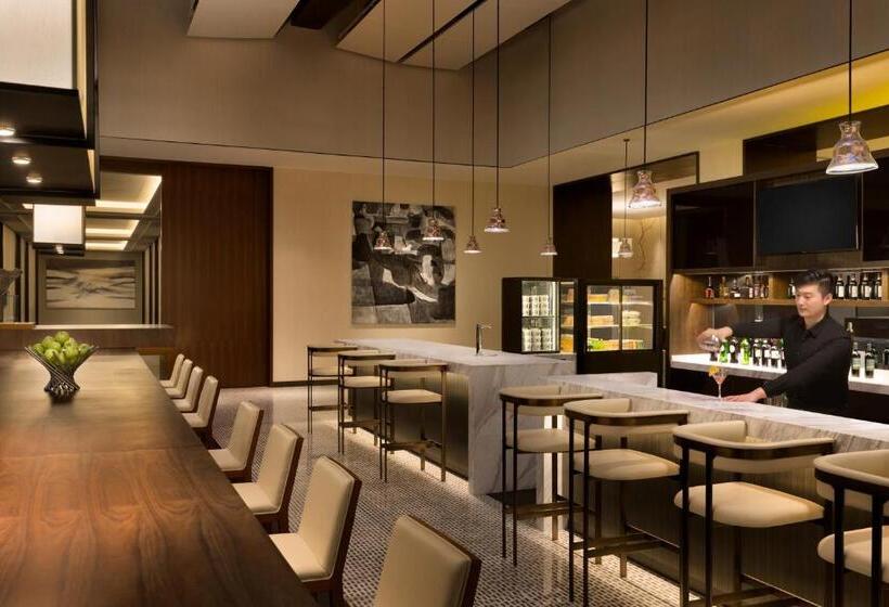 Отель Hyatt Place Shanghai New Hongqiao