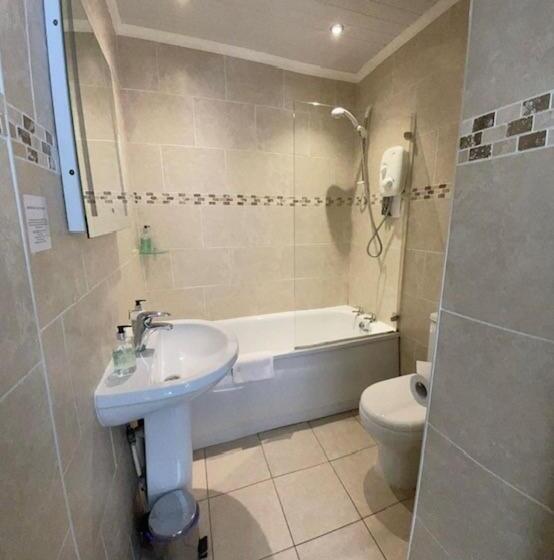 הוסטל The Mortal Man Inn