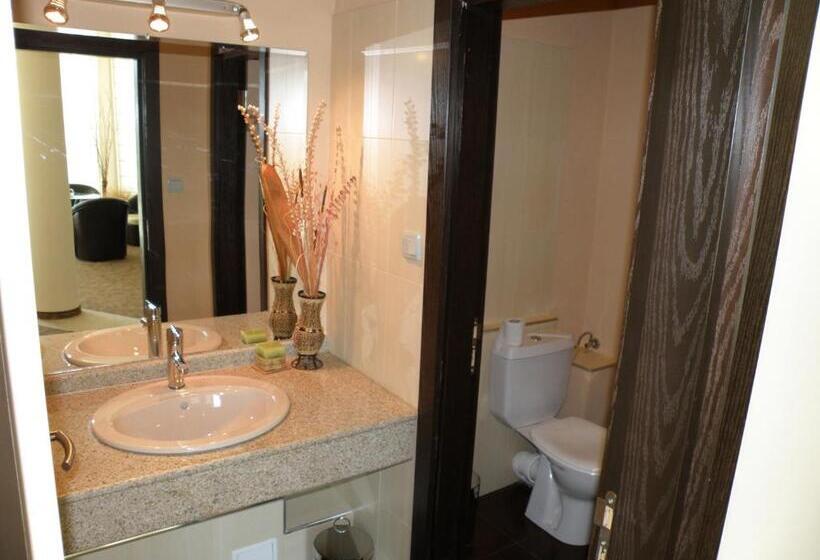 בית מלון כפרי Makao Family