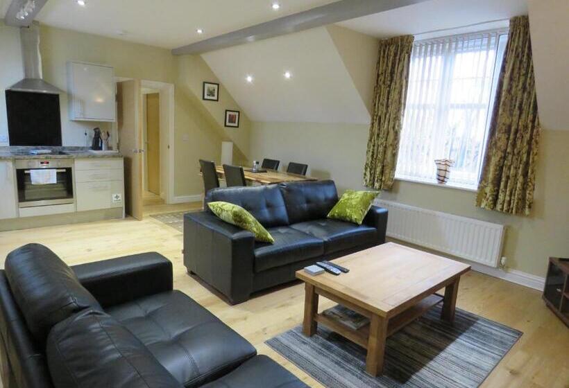 Abbey Apartments Modern Aparthotel For Tourists & Professionals