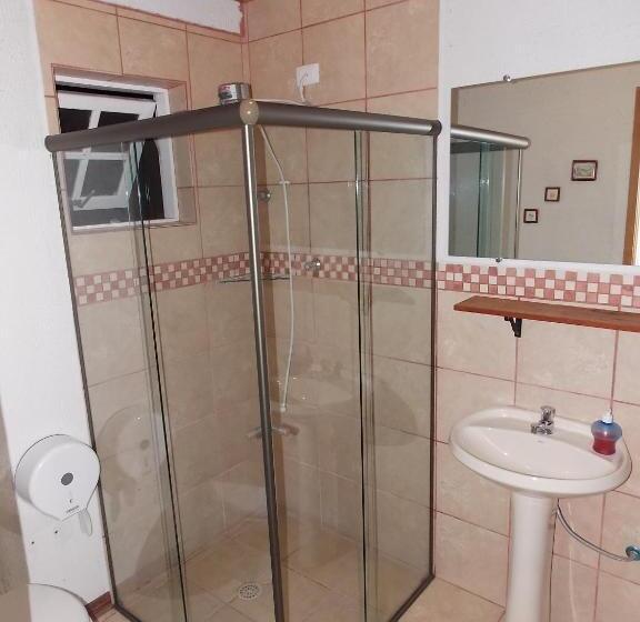 مبيت وإفطار Betume