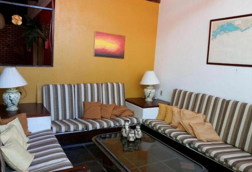 تختخواب و صبحانه Casa Das Orquideas