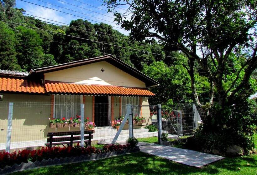 민박 Kantinho Da Serra