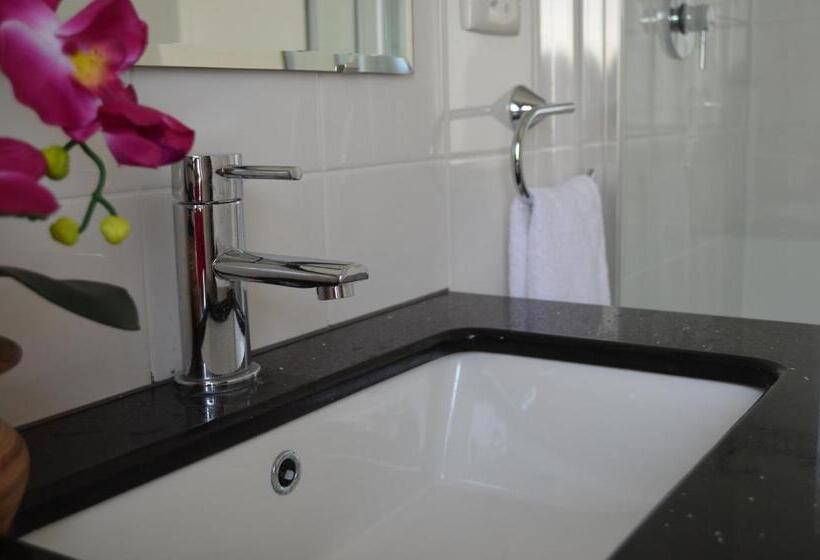 Ellard Bed & Breakfast