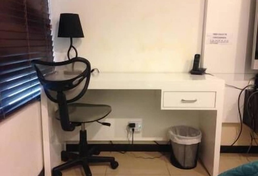 Guayaquil Airport Suites Mall Del Sol