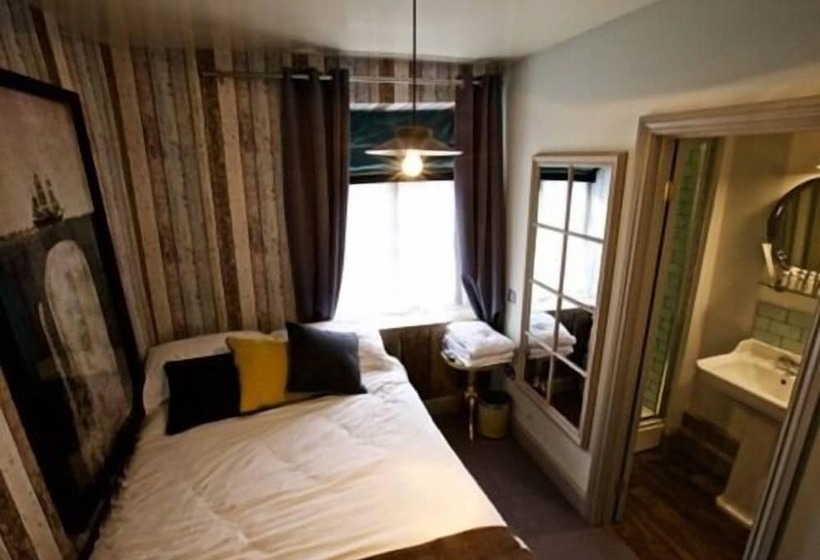 فندق فئة نجمة واحدة Woodstock Arms