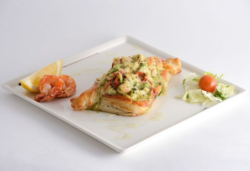 Отель Alpha Business