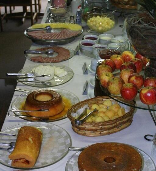 Отель Augustus Plaza