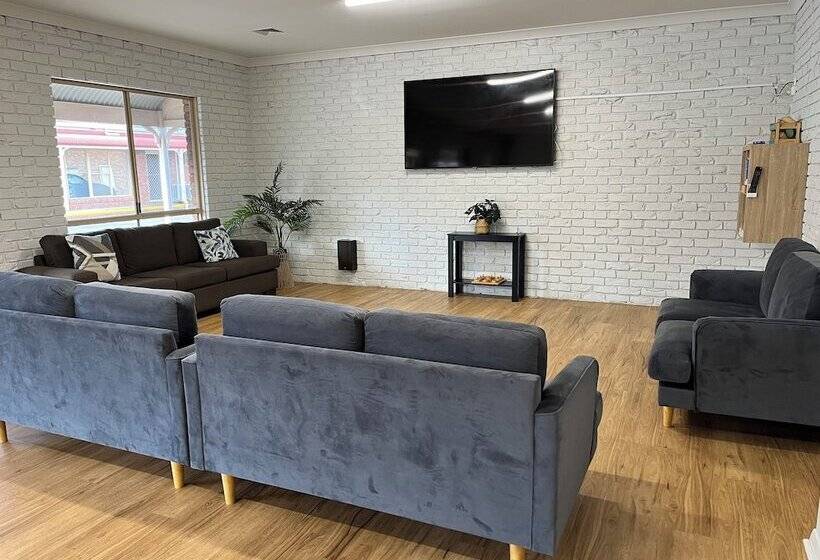 هتل Big4 Tasman Holiday Parks   Warrnambool