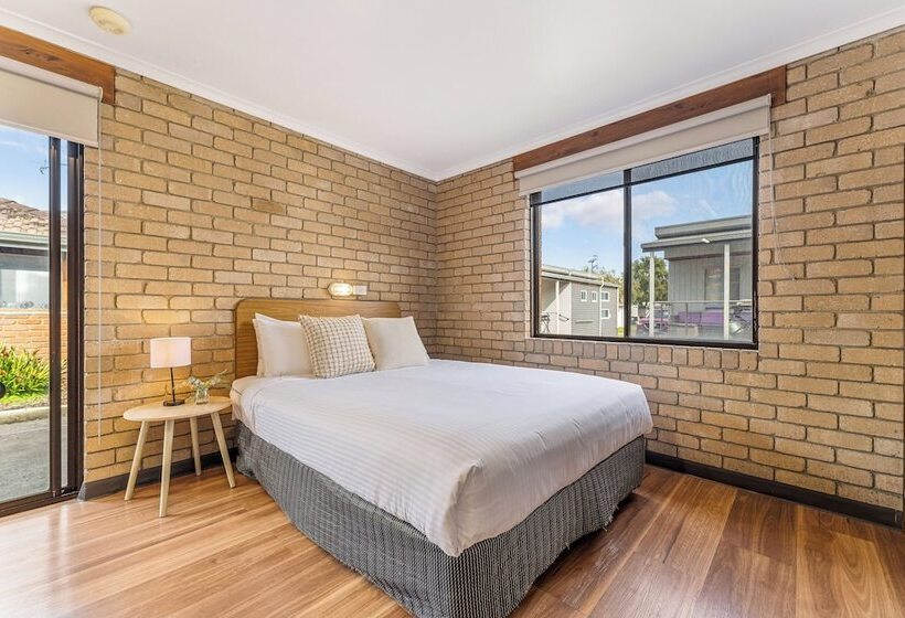 هتل Big4 Tasman Holiday Parks   Warrnambool