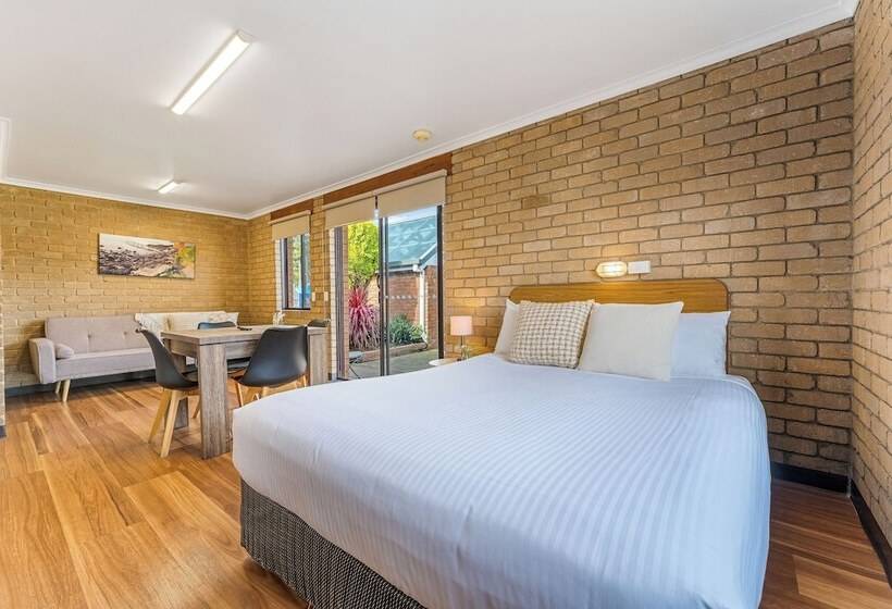 هتل Big4 Tasman Holiday Parks   Warrnambool