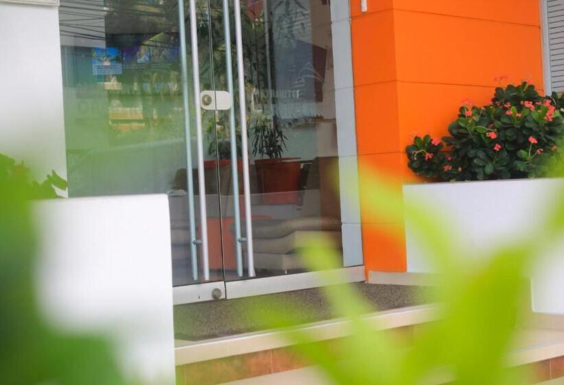 فندق Cabreromar By Geh Suites