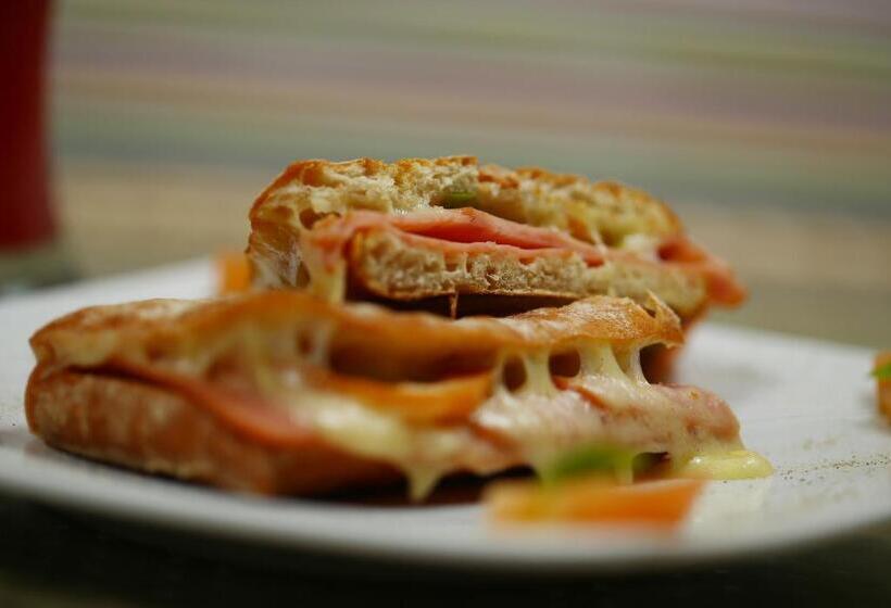 فندق Cabreromar By Geh Suites