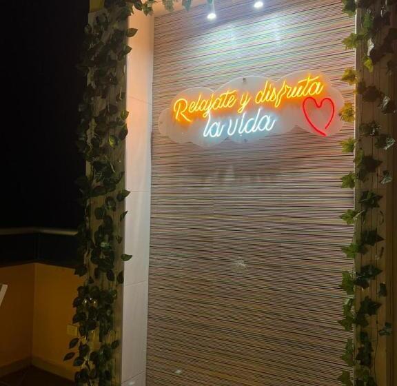 فندق Cabreromar By Geh Suites