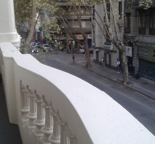 בית מלון כפרי Claridge