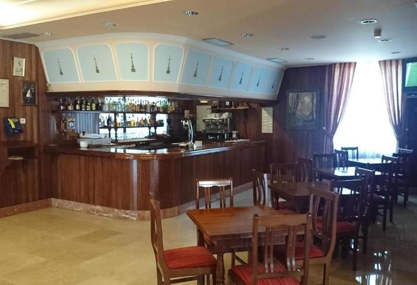 Отель Complejo Copacabana