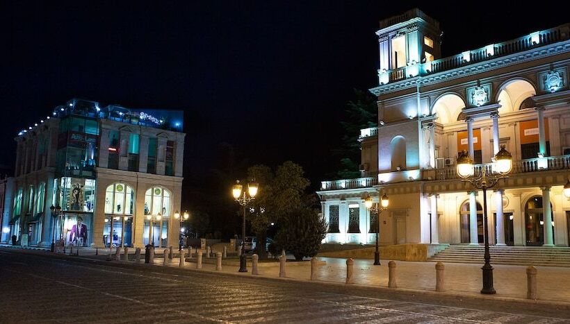 هتل Coral Boutique