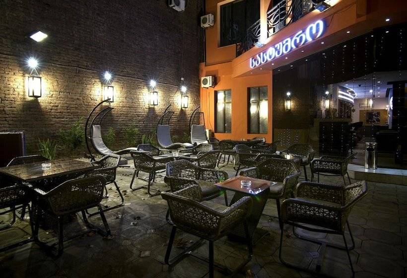 هتل Coral Boutique