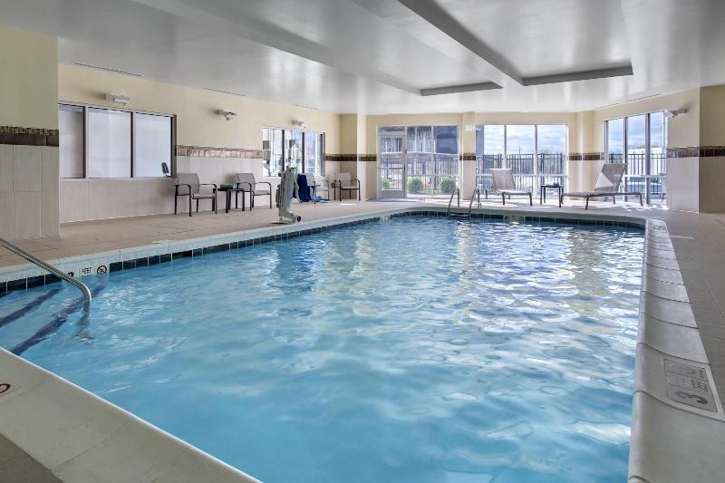 فندق Courtyard By Marriott Schenectady At Mohawk Harbor