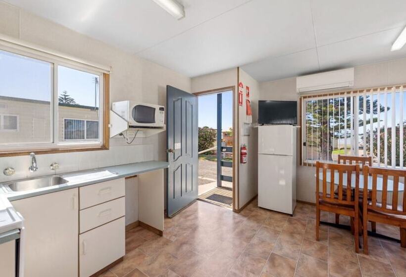 هتل Discovery Parks   Whyalla