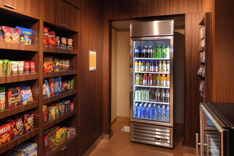 فندق Fairfield Inn & Suites By Marriott Santa Cruz