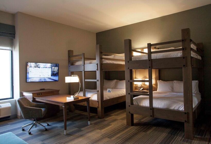 هتل Hampton Inn & Suites Downtown St. Paul