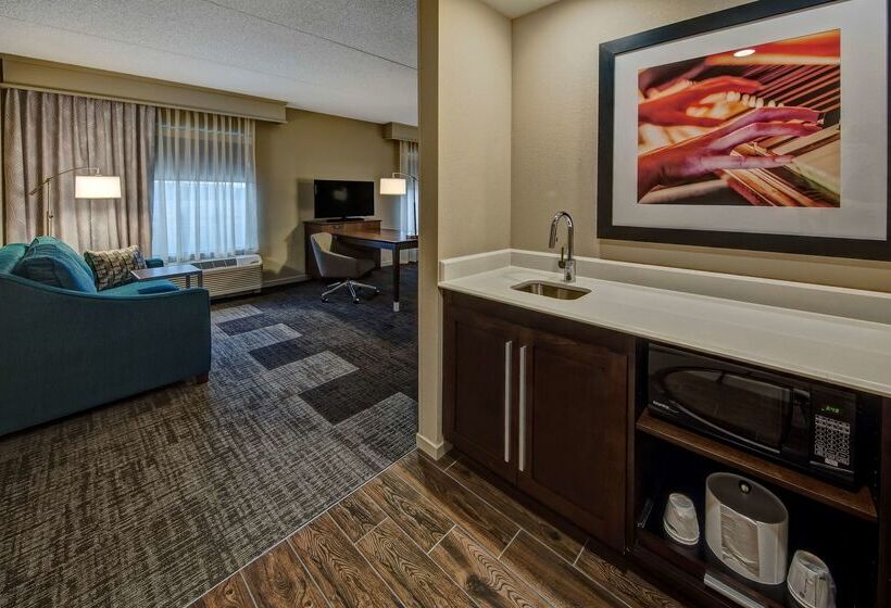 فندق Hampton Inn & Suites Nashville Hendersonville