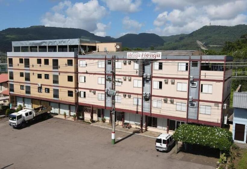 בית מלון כפרי Hengu