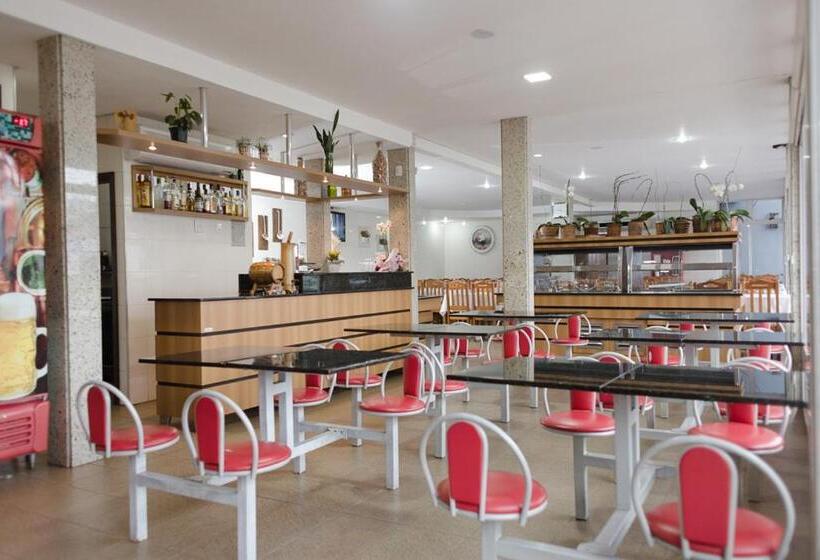 בית מלון כפרי Hengu