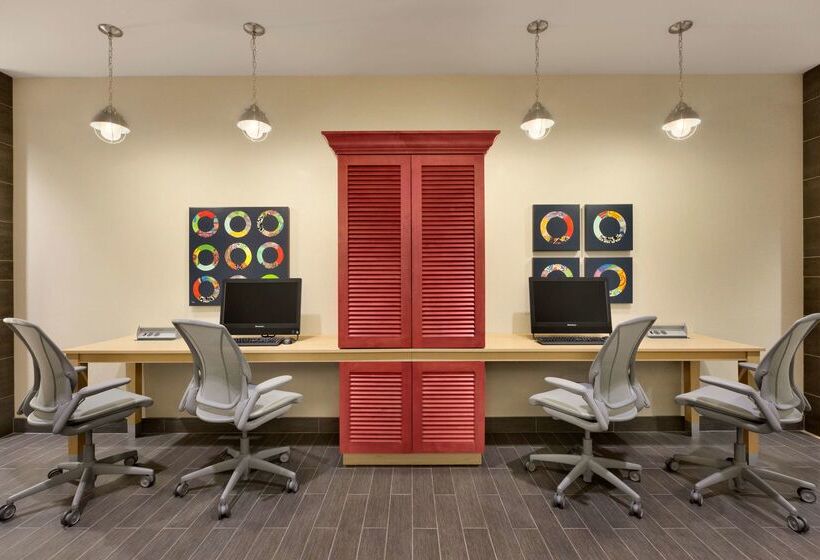 Отель Home2 Suites By Hilton Destin