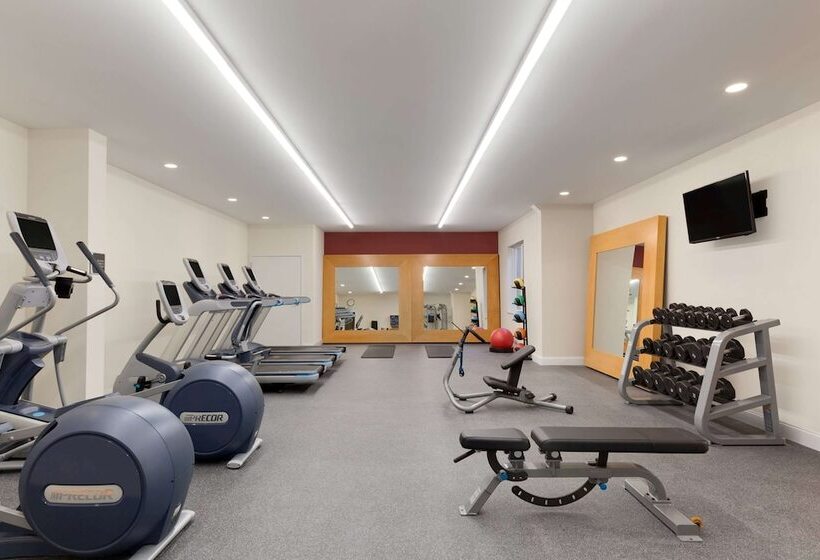 فندق Homewood Suites By Hilton Burlington