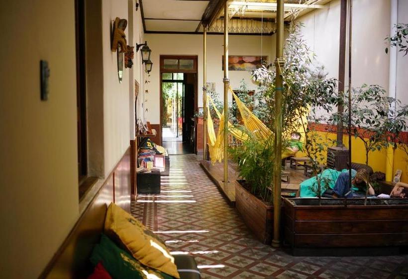 هتل Hostal Prisamata