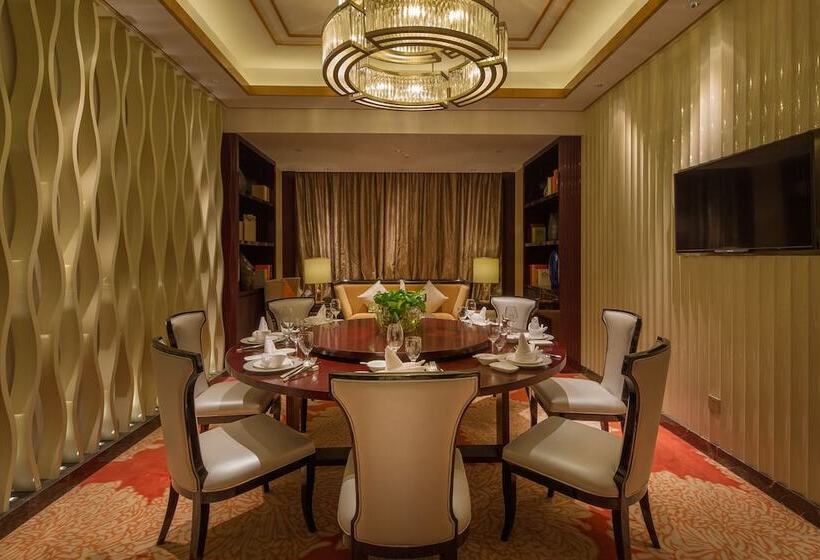 Howard Johnson Jinyi Hotel Chongqing