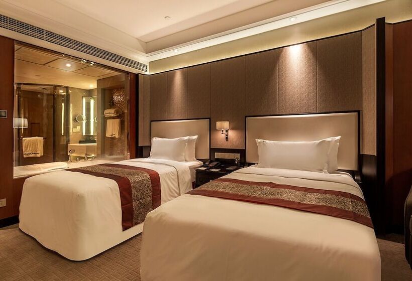 Howard Johnson Jinyi Hotel Chongqing