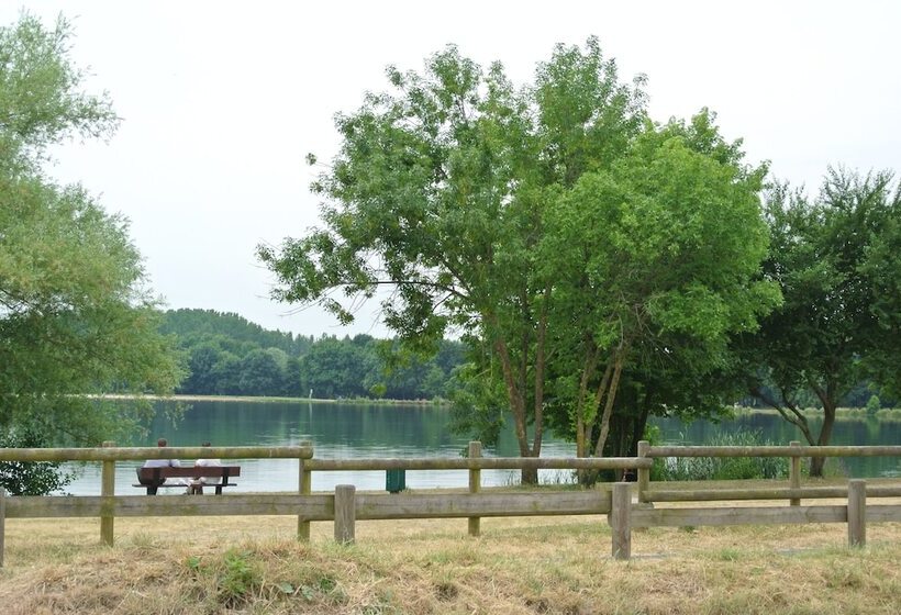 Отель Inn Design Resto Novo Le Mans