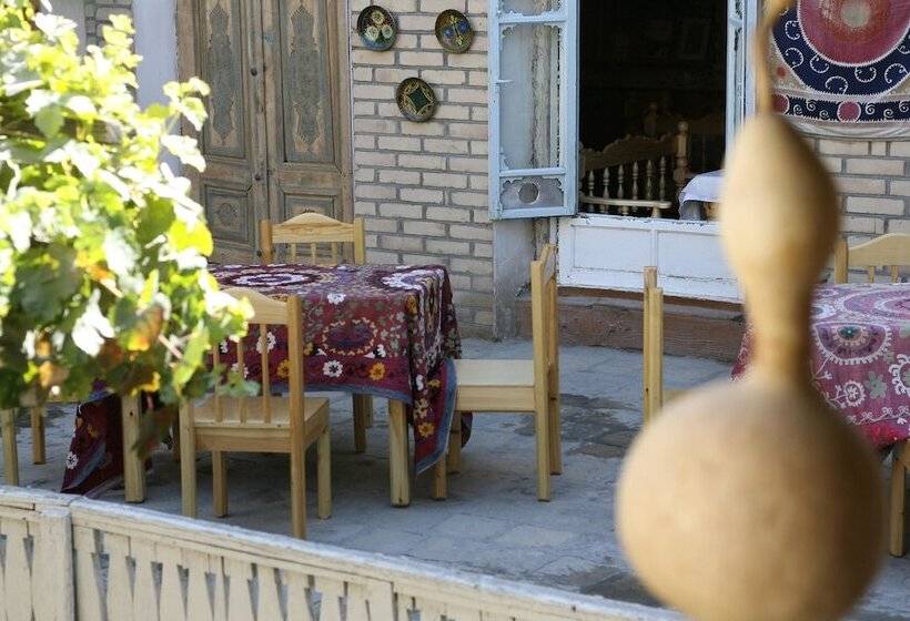 فندق Komil Bukhara Boutique