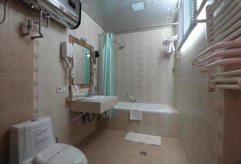 هتل Lotte Palace Dushanbe