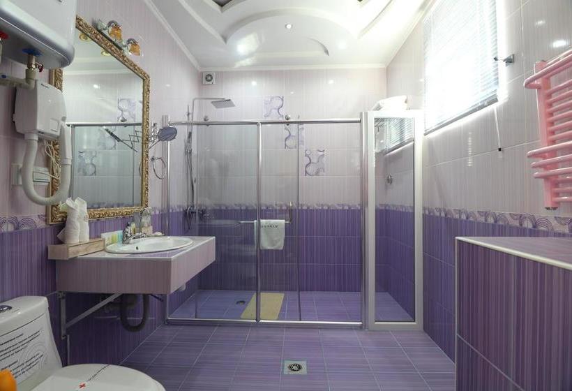 هتل Lotte Palace Dushanbe